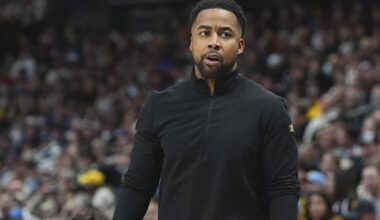 Suns coaching search down to 2 candidates, Cavs assistants Bryant and Ott, AP source says | National Sports