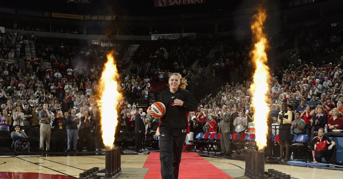WNBA: Jackie Stiles reminisces about the Portland Fire