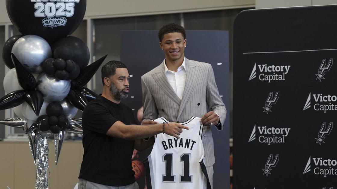 Arizona's Carter Bryant ready to build on Spurs' rich history