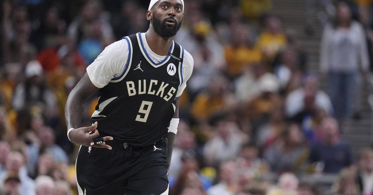 Bobby Portis agrees to three-year, $44-million deal to remain with Milwaukee Bucks - Toronto Star