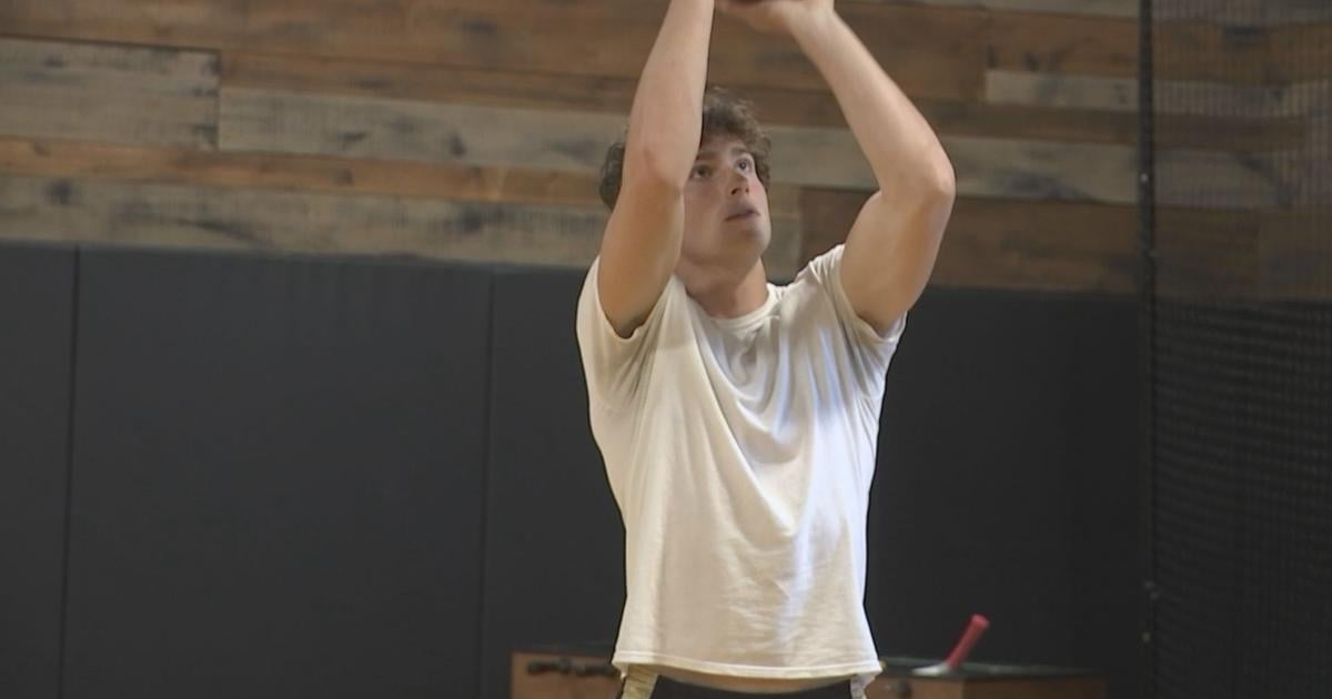 McCracken County alum Sivills signs first professional basketball contract | Sports