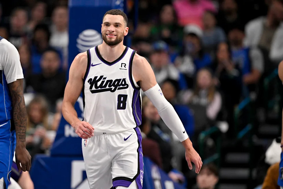 Sacramento Kings guard Zach LaVine (8)Jerome Miron-Imagn Images