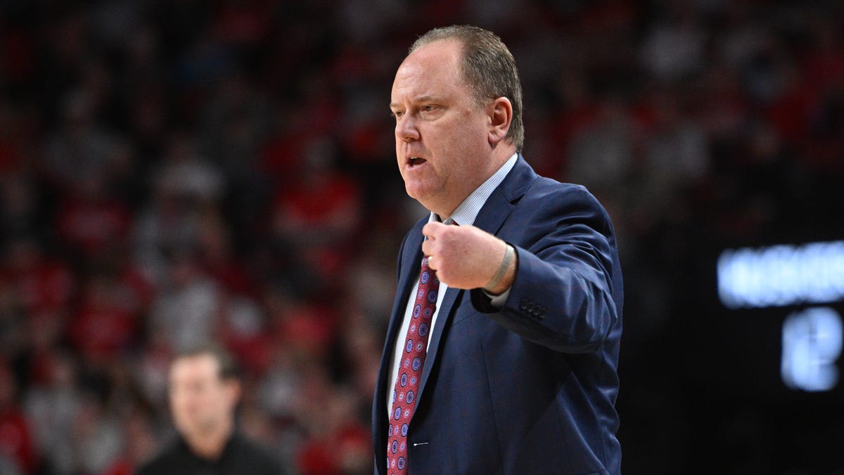 Wisconsin basketball coach Greg Gard comments on BYU game