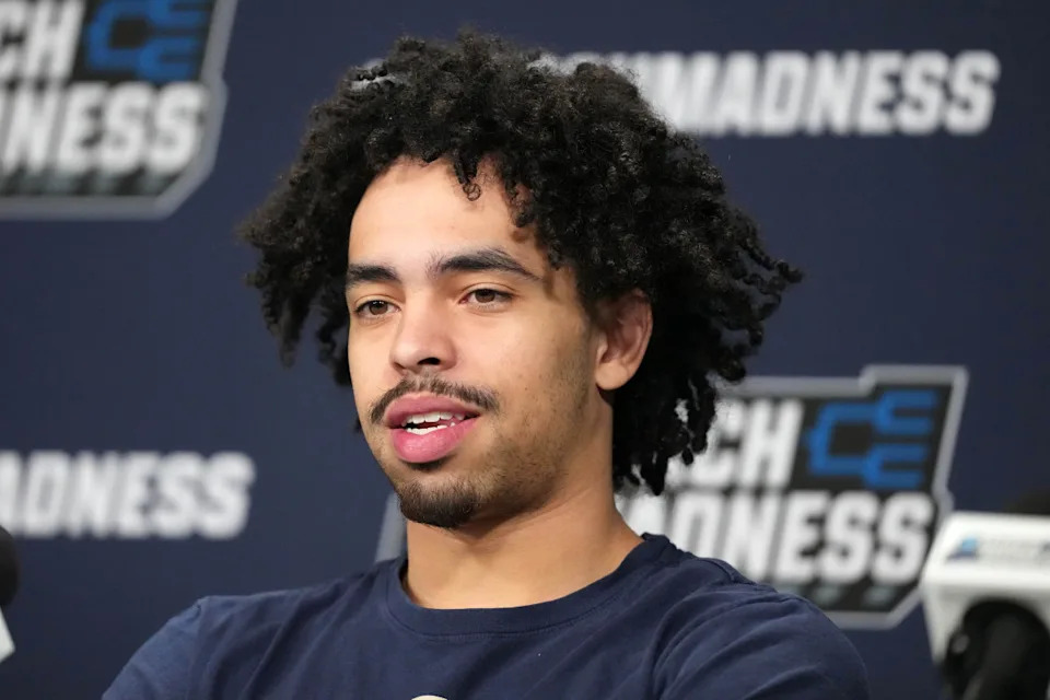 The Golden State Warriors will work out Ryan Nembhard.Mandatory Credit&colon; Kirby Lee-Imagn Images