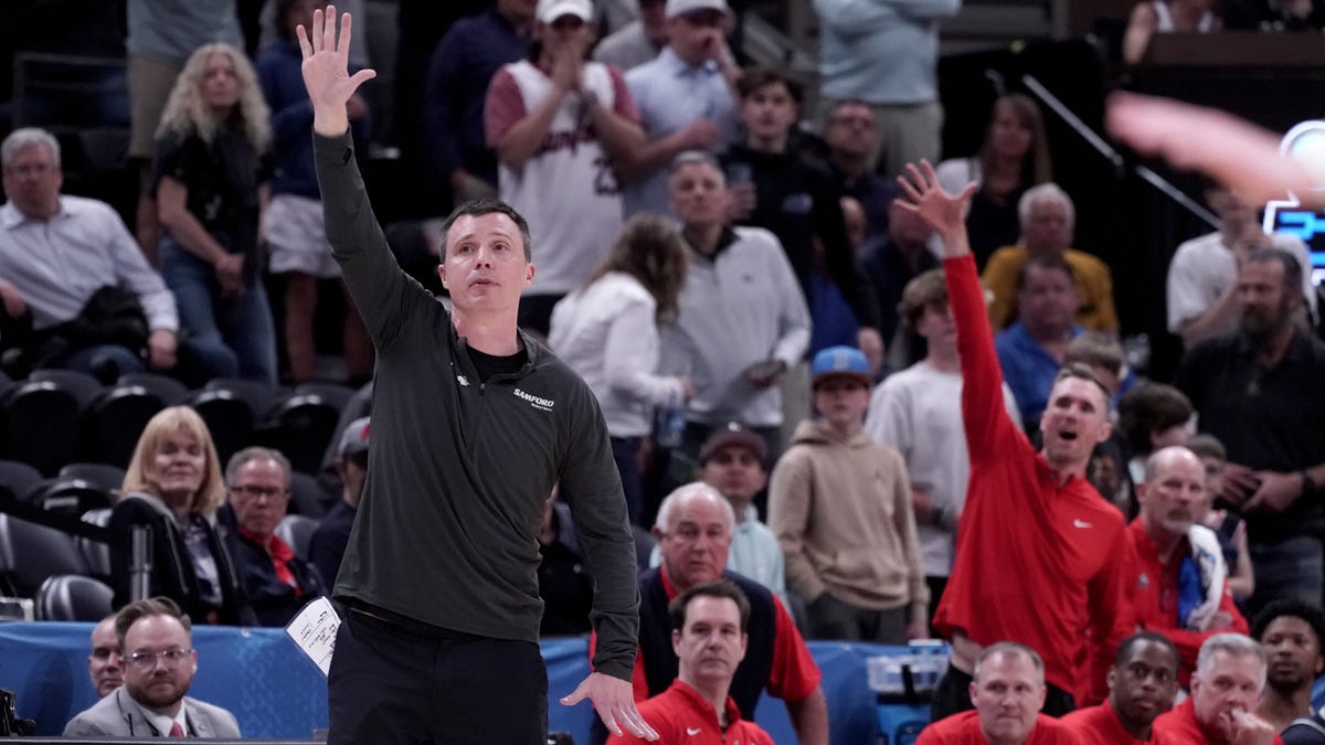 Texas A&M basketball HC Bucky McMillan talks hoops with Jon Rothstein
