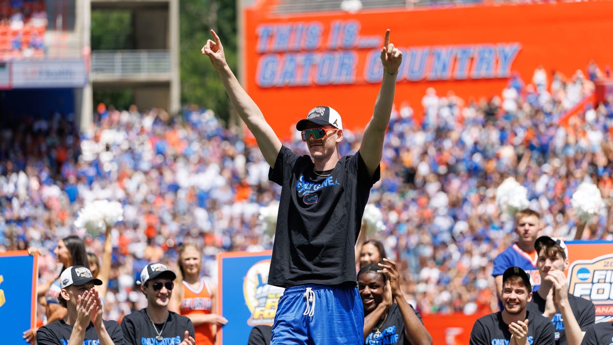 Gators a winner after NBA draft deadline passes