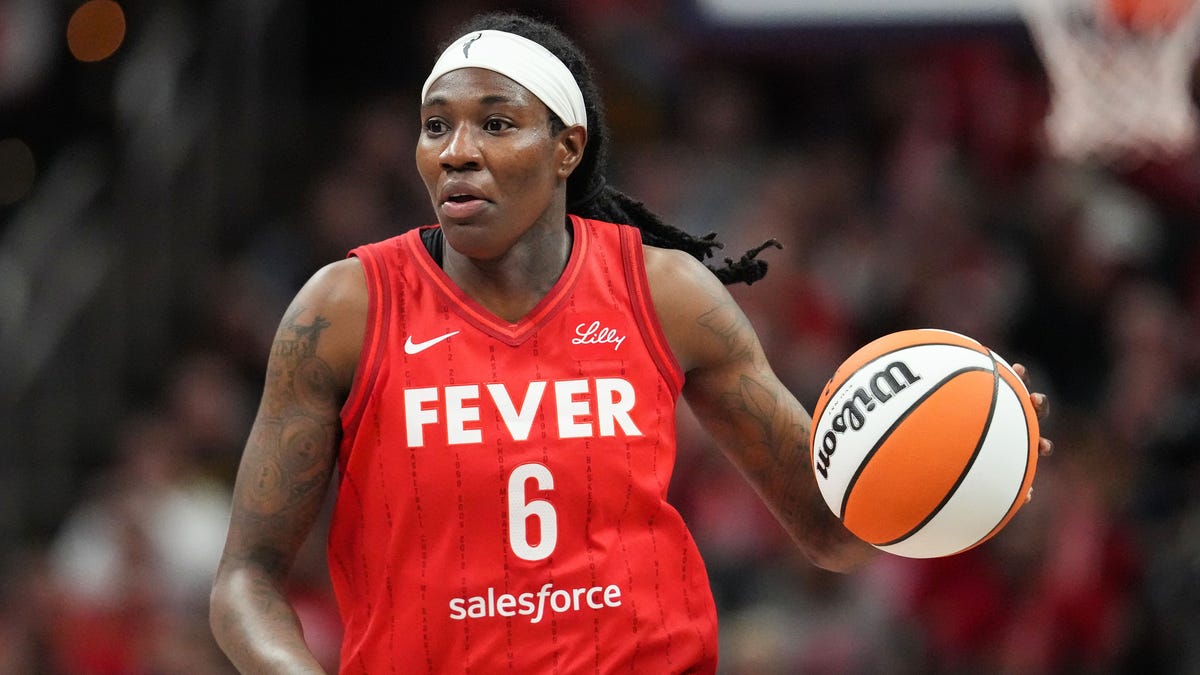 Fever vs. Sky start time today, TV, prediction, Caitlin Clark injury