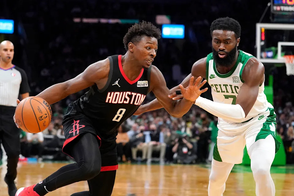 AP Photo/Charles Krupa