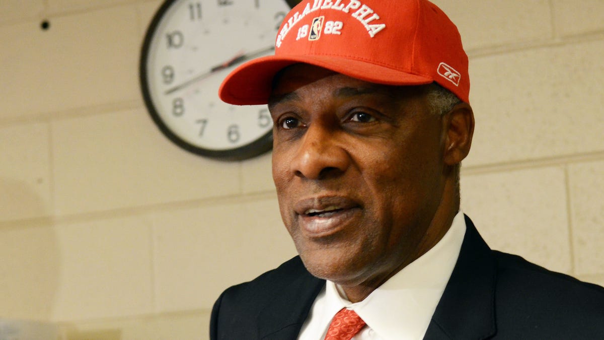 76ers' Julius "Dr. J" Erving ranked 10th all-time by Shaquille O'Neal