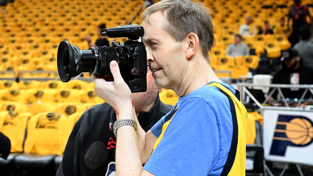 Former Pacers photographer wants to live long enough to see NBA title