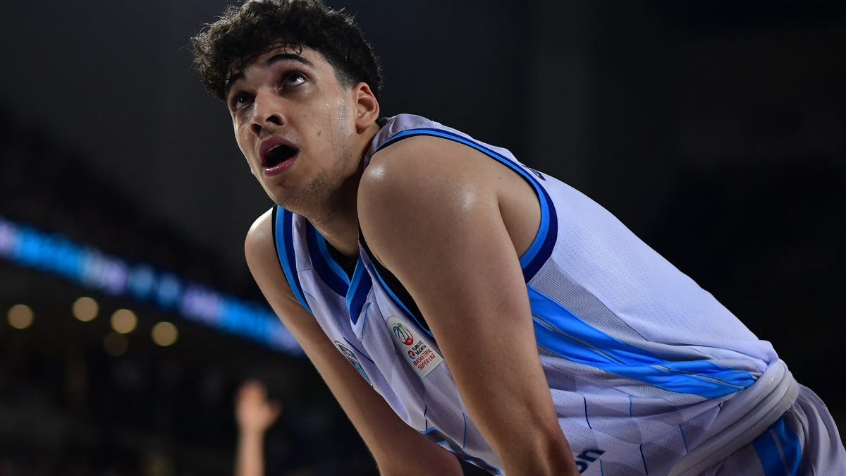 Penn State signs Melih Tunca, rising basketball star in Turkey