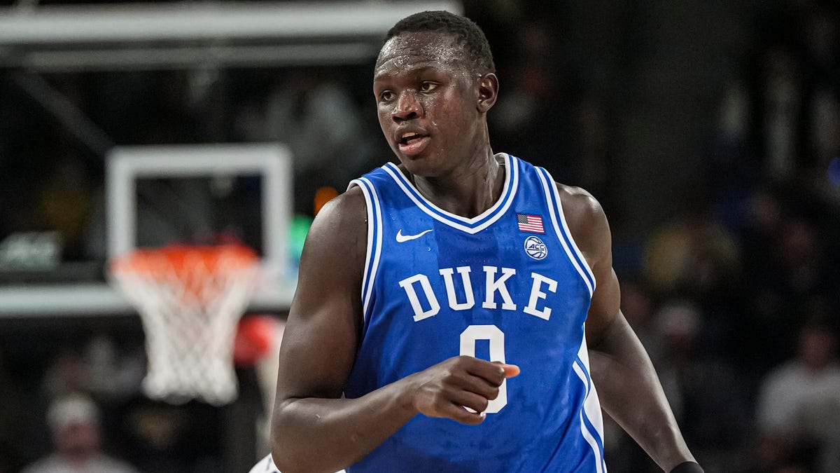 Sixers trade down to select Khaman Maluach