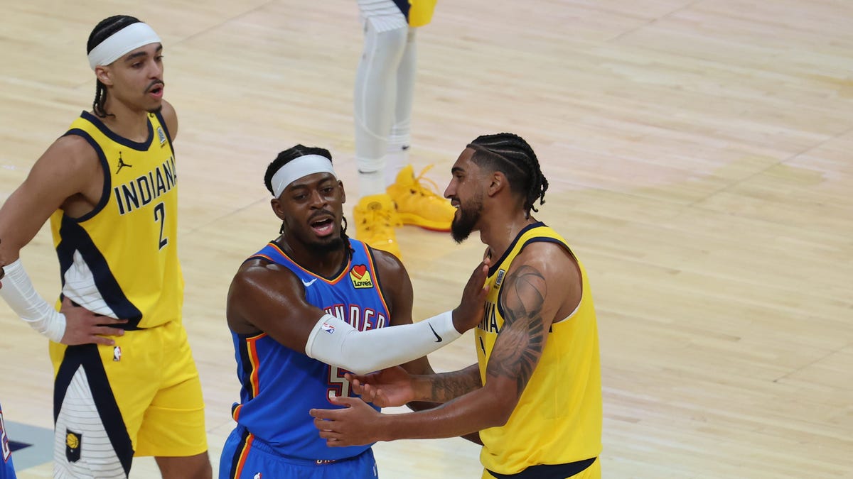 Live updates, highlights for Monday's game