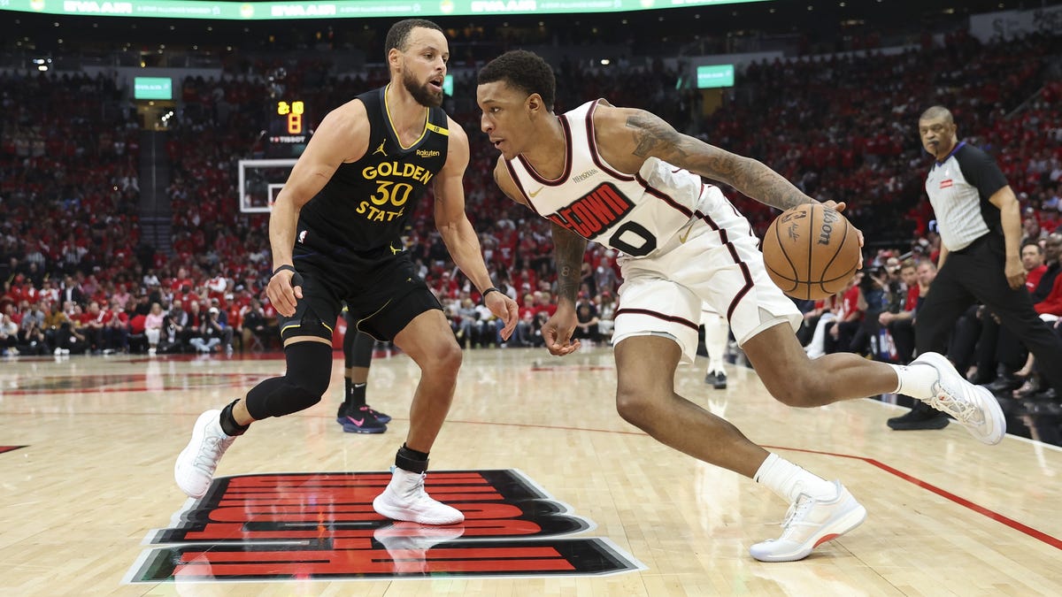 In offseason work, Jabari Smith develops as shot creator, ball handler