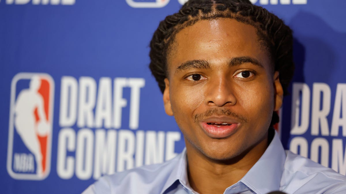 Collin Murray-Boyles to Rockets at No. 10