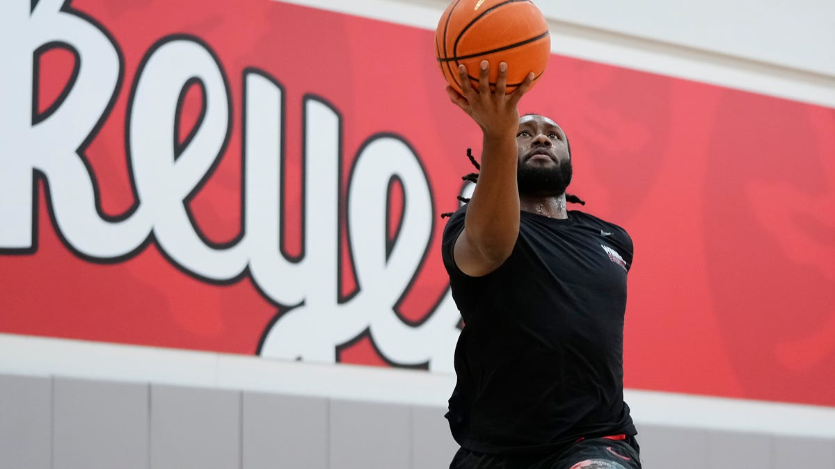 Ohio State's Bruce Thornton cites loyalty for return for senior year