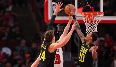 Lakers have reportedly talked to Jazz about frontcourt player