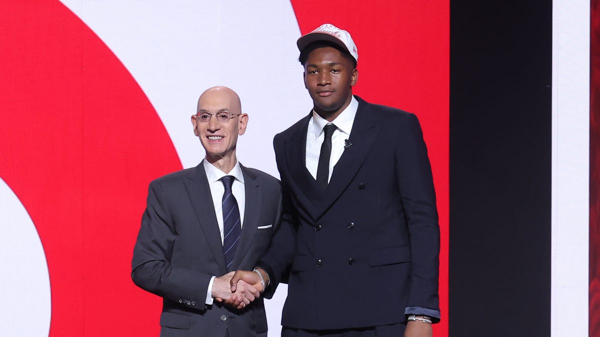 Derik Queen immediately updates LinkedIn profiles after 2025 NBA Draft