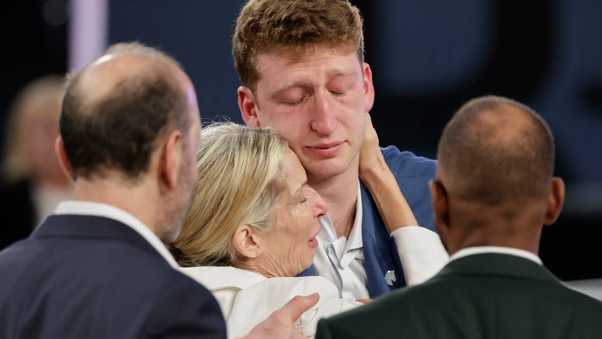 Michigan's Danny Wolf heads to Brooklyn Nets at No. 27 in NBA Draft