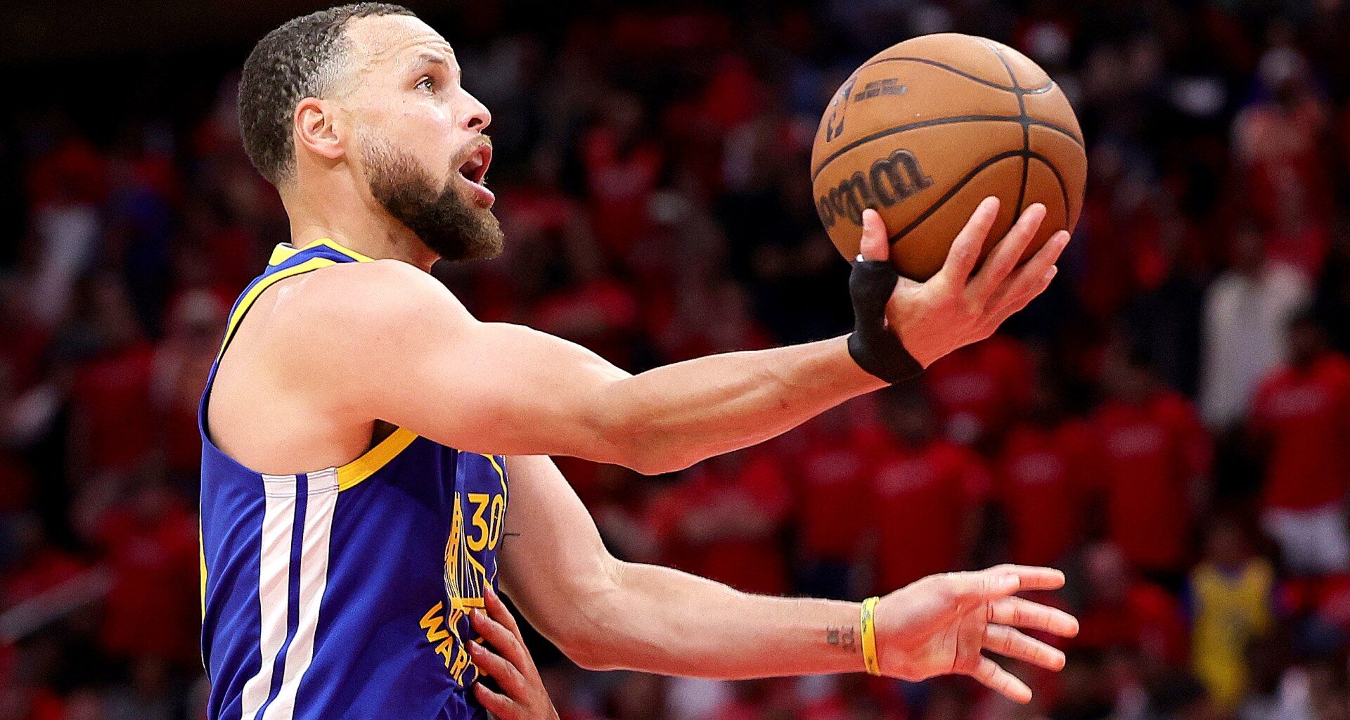 Curry, Butler lead Warriors to win against Rockets in Game 1 of playoffs | Basketball News