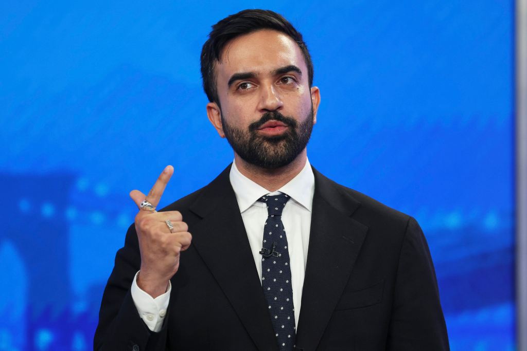 Readers sound off on officials' cooperation, ICE agents and the Knicks' coach