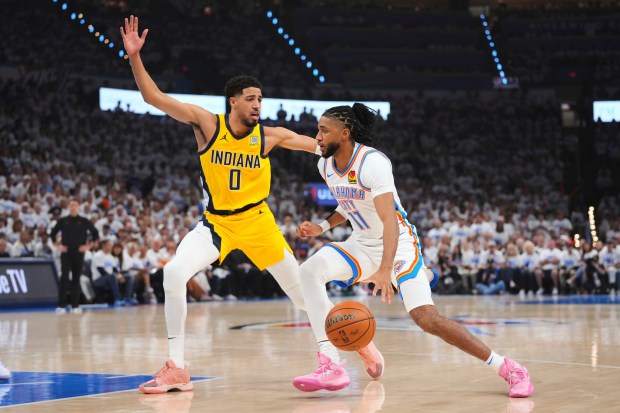Indiana Pacers guard Tyrese Haliburton (0) defends against Oklahoma City...