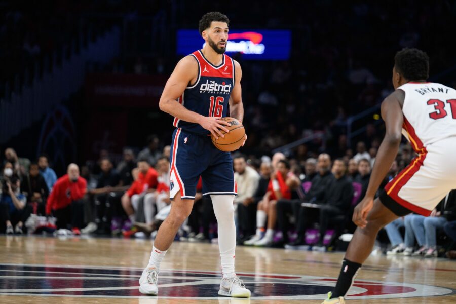 Wizards Waive Anthony Gill | Hoops Rumors