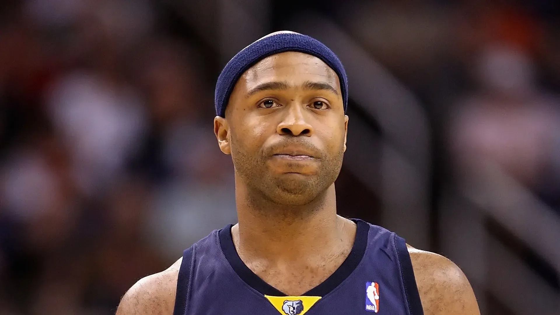 Jamaal Tinsley #10 of the Memphis Grizzlies during the NBA game against the Phoenix Suns