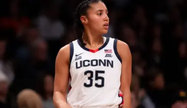 UConn's Sarah Strong takes a friendly shot at Azzi Fudd in hilarious practice sneak peek