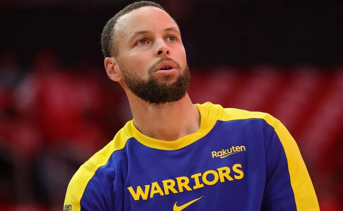 Stephen Curry could lose key teammate as Heat target Warriors star after failing to get Kevin Durant