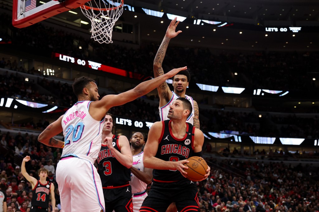 Can the Chicago Bulls beat the Miami Heat in a play-in game?