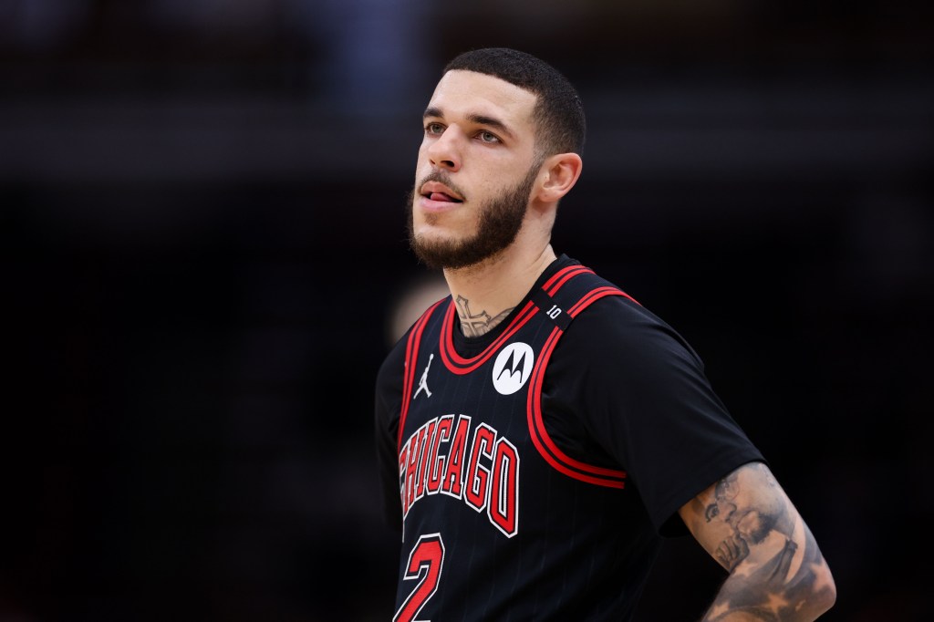 Chicago Bulls to trade Lonzo Ball for Isaac Okoro, report says
