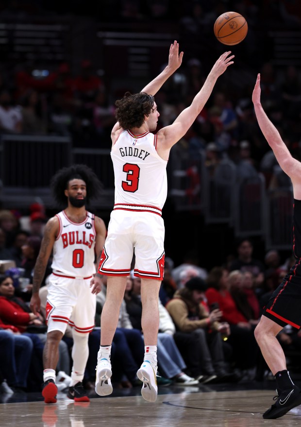 Bulls guard Josh Giddey drains a 3-pointer in the first half against the Raptors on Tuesday, April 1, 2025, at the United Center. (Chris Sweda/Chicago Tribune)