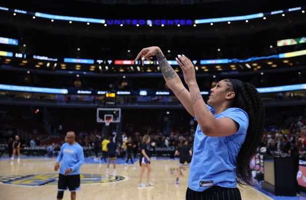 Sky center Kamilla Cardoso warms up for a game against the Fever on June 7, 2025, at the United Center. (Chris Sweda/Chicago Tribune)