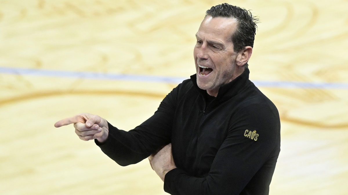 Cleveland Cavaliers head coach Kenny Atkinson reacts in the third quarter against the San Antonio Spurs at Rocket Arena.