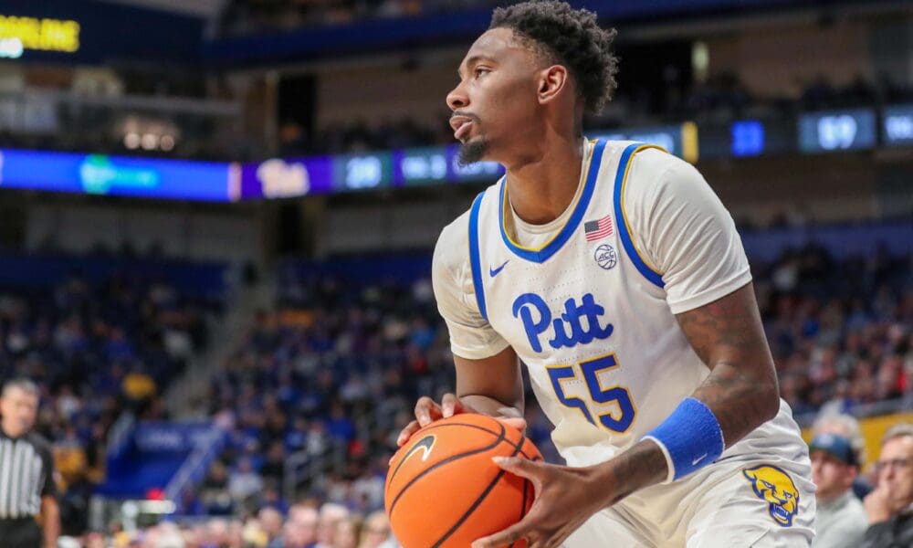 Pitt's Zack Austin Signs Contract with Oklahoma Thunder