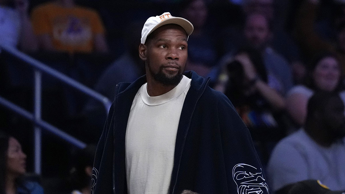 Kevin Durant attends a WNBA game between the Atlanta Dream and LA Sparks at Crypto.com Arena.
