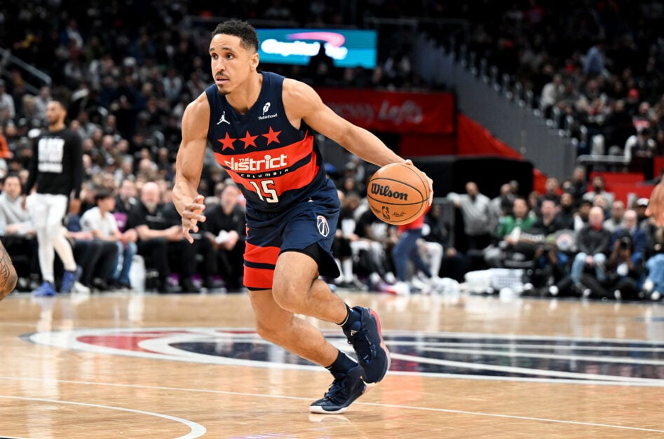 Washington Wizards guard Malcolm Brogdon dribbles against the San Antonio Spurs.
