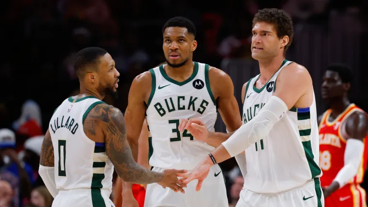 Brook Lopez a key offseason decision for Bucks amid Giannis speculation image