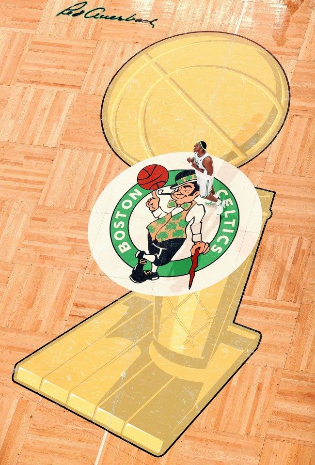 BOSTON - JUNE 05: Paul Pierce #34 of the Boston Celtics celebrates a play at center court against the Los Angeles Lakers in Game One of the 2008 NBA Finals on June 5, 2008 at the TD Banknorth Garden in Boston, Massachusetts. NOTE TO USER: User expressly acknowledges and agrees that, by downloading and or using this photograph, User is consenting to the terms and conditions of the Getty Images License Agreement. Mandatory Copyright: 2008 NBAE (Photo by Jesse D. Garrabrant/NBAE via Getty Images)