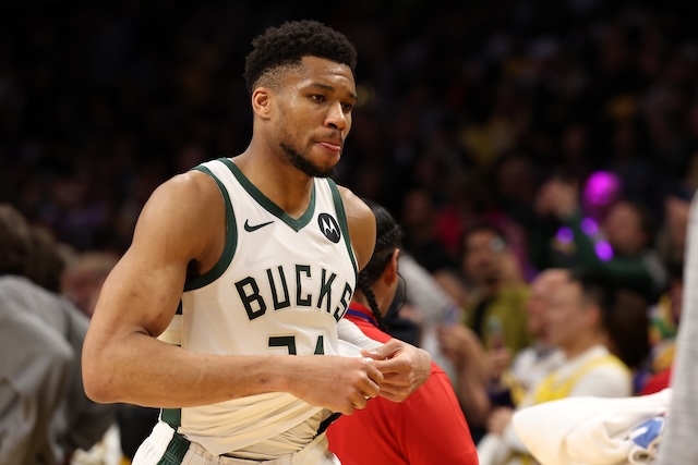 Shaquille O'Neal Advises Giannis Antetokounmpo To Avoid Big Markets Like L.A.