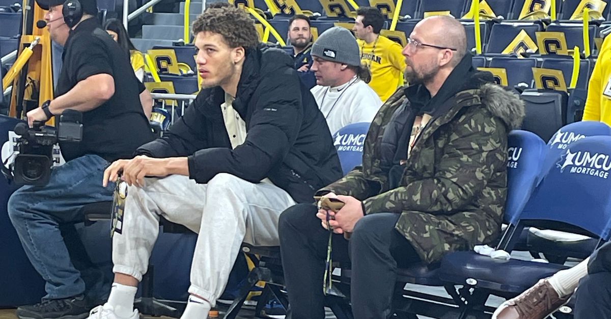 Michigan Basketball gets commitment from 7-foot German recruit
