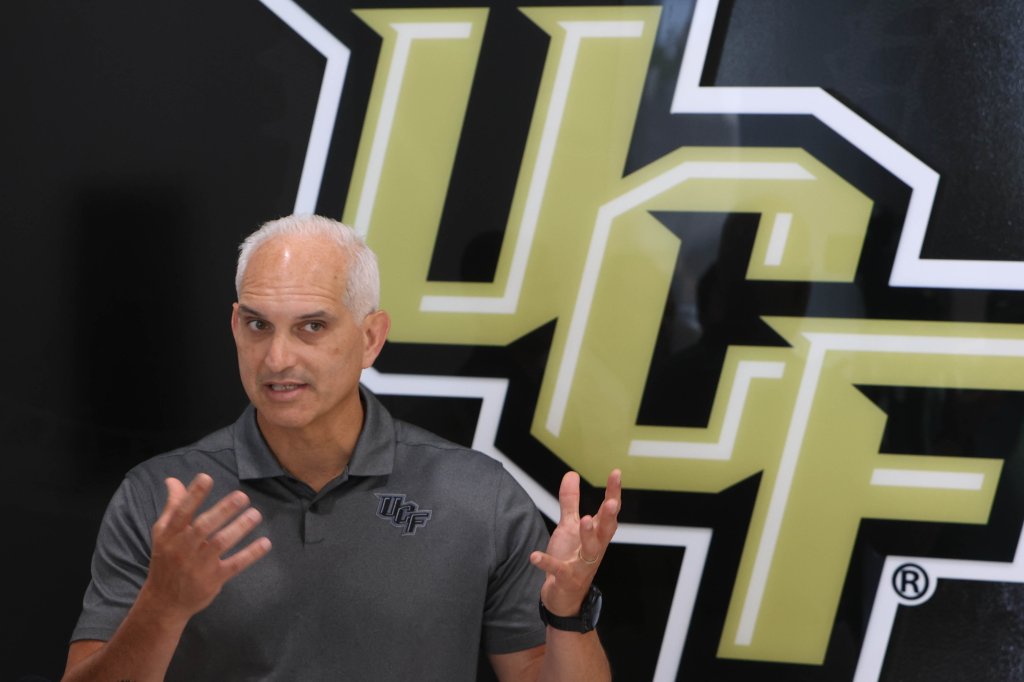 Men's hoops has improved but goal is NCAA tourney