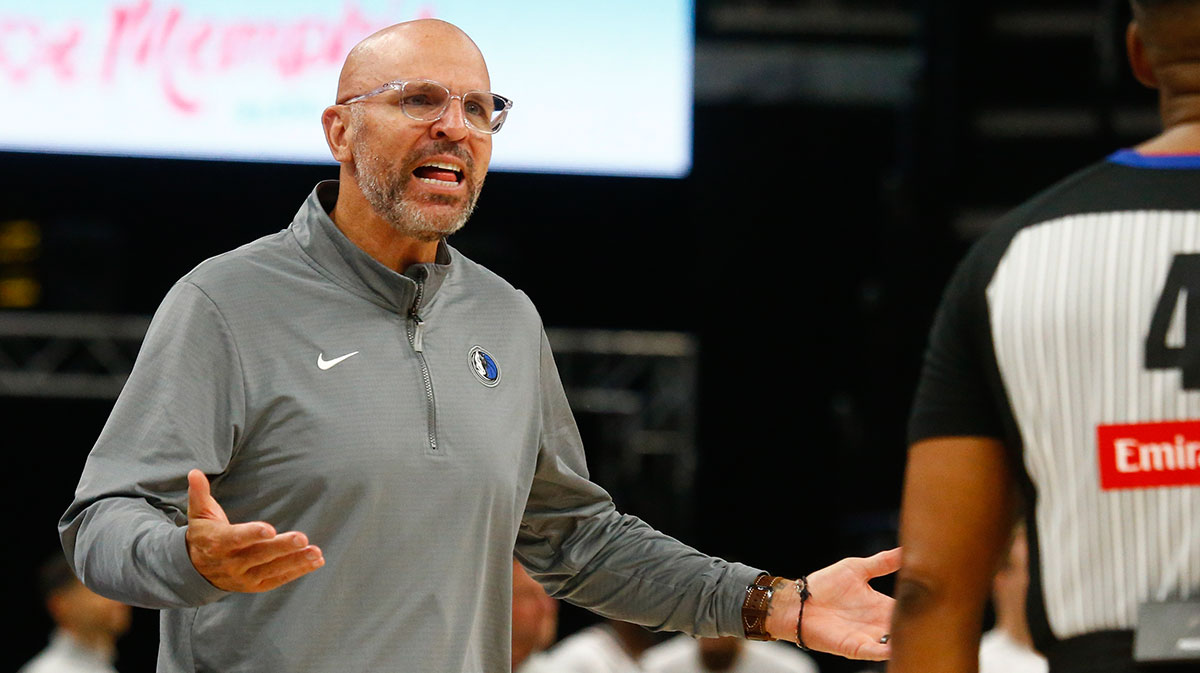 Dallas Mavericks head coach Jason Kidd reacts toward an official during the fourth quarter against the Memphis Grizzlies at FedExForum.