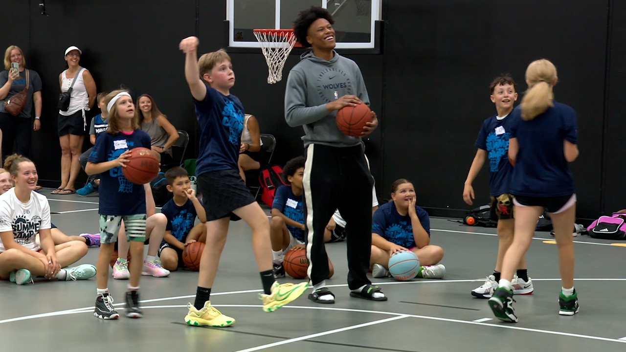 Watch: Timberwolves G Jaylen Clark coaches Minnesota youth at basketball camp