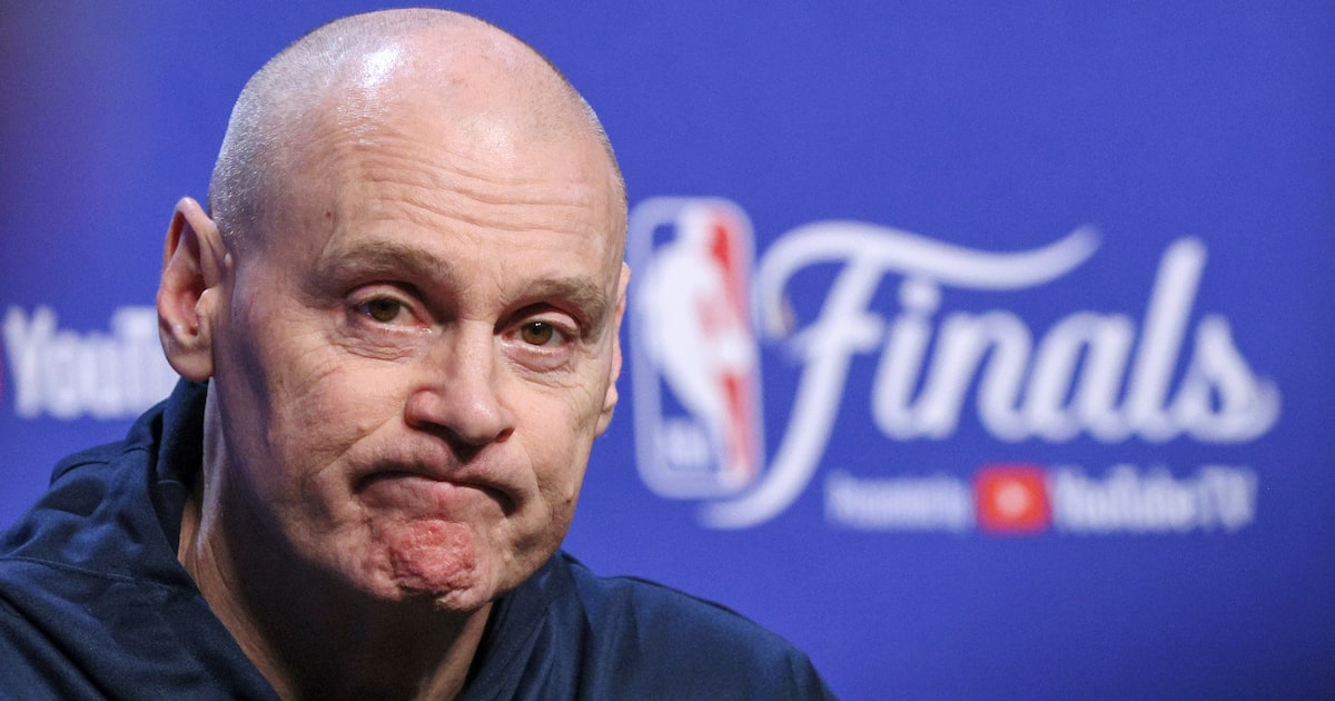 Rick Carlisle offers defense of Scott Foster after referee receives criticism in Finals