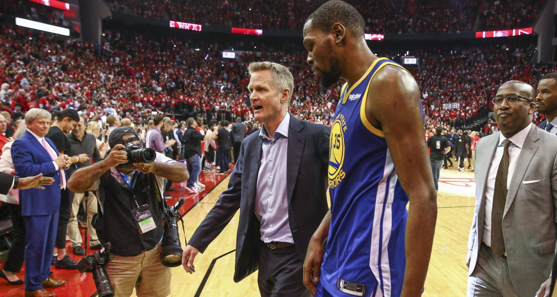 Kevin Durant calls out former Warriors reporter for 'bullsh*t' report