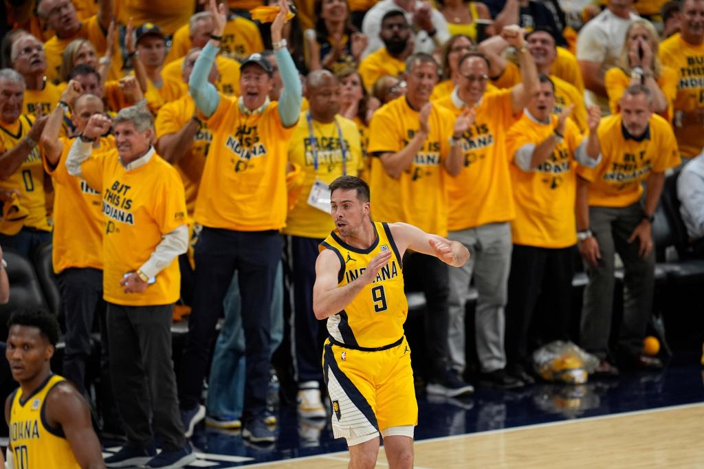 TJ McConnell and Bennedict Mathurin lead Indiana Pacers’ bench charge in Game 3 win – Chicago Tribune