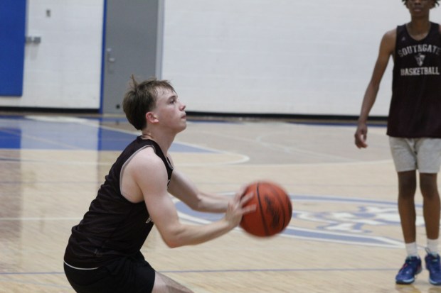 The Flat Rock and Southgate Anderson boys' basketball teams were...