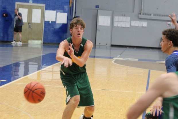 The Flat Rock and Southgate Anderson boys' basketball teams were...